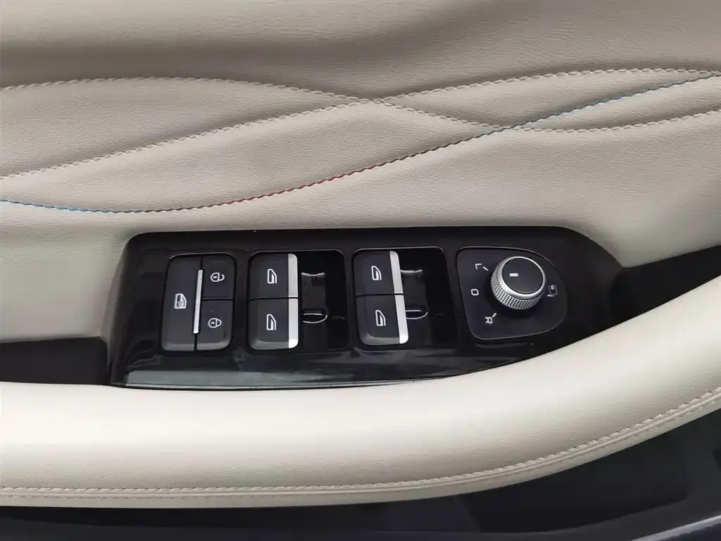 Geely Xingyue L 2021 из CN, фото 9