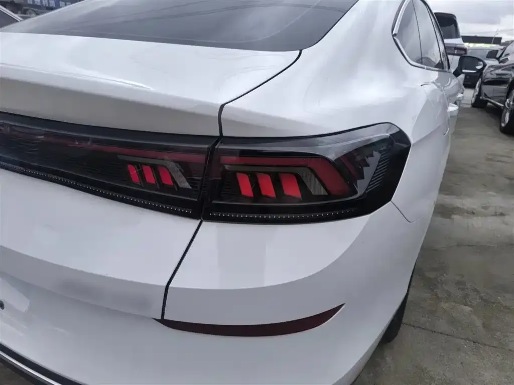 Volkswagen Lamando 2023 из CN, фото 8