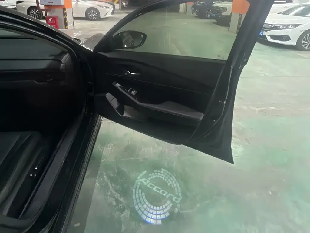Honda Accord 2023 из CN, фото 7