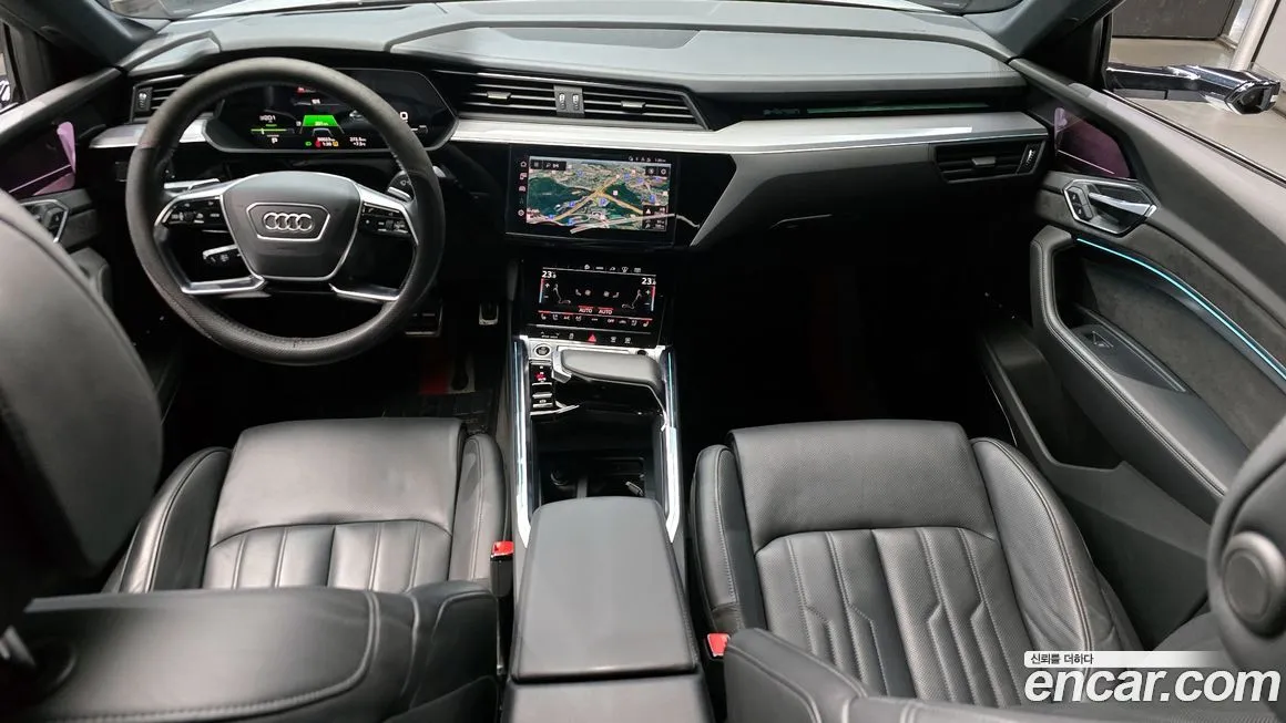 Audi e-tron 2021 из KR, фото 7