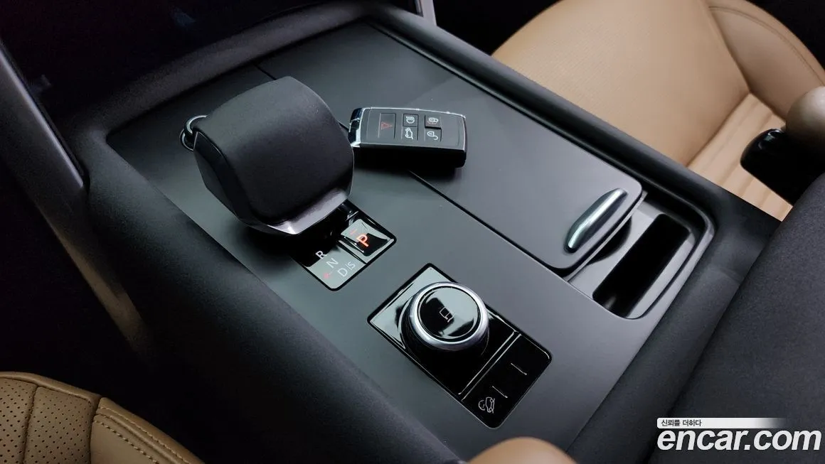 Land Rover Discovery 2025 из KR, фото 9
