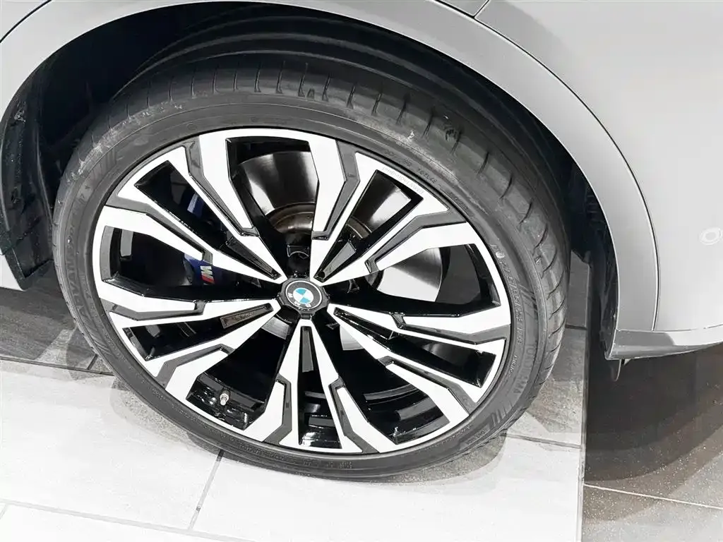 BMW X7 2023 из CN, фото 8