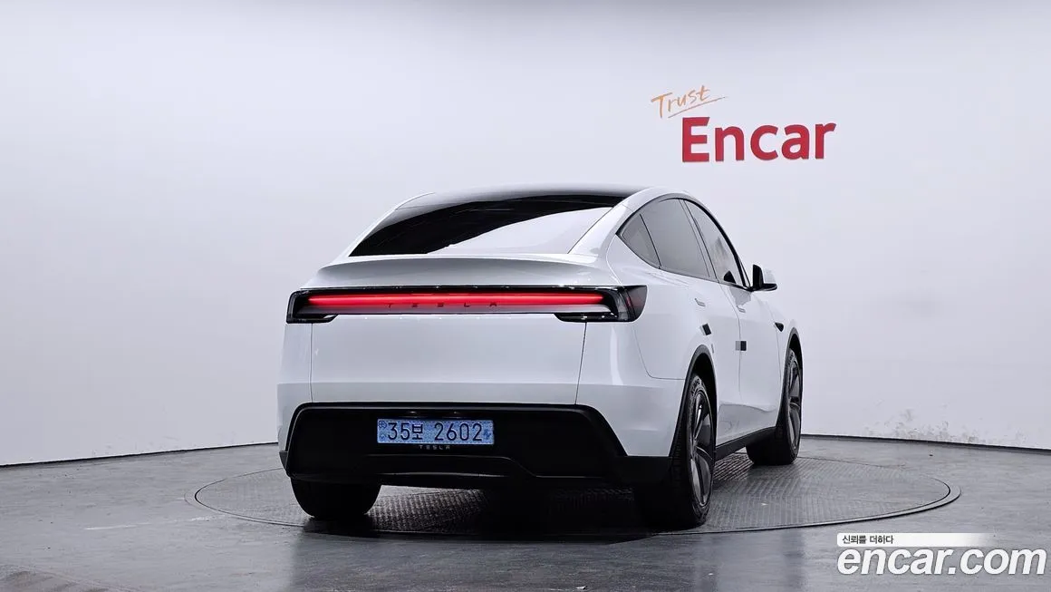 Tesla Model Y 2025 из KR, фото 4