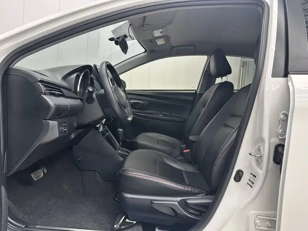 Toyota Yaris L 2021 из CN, фото 4