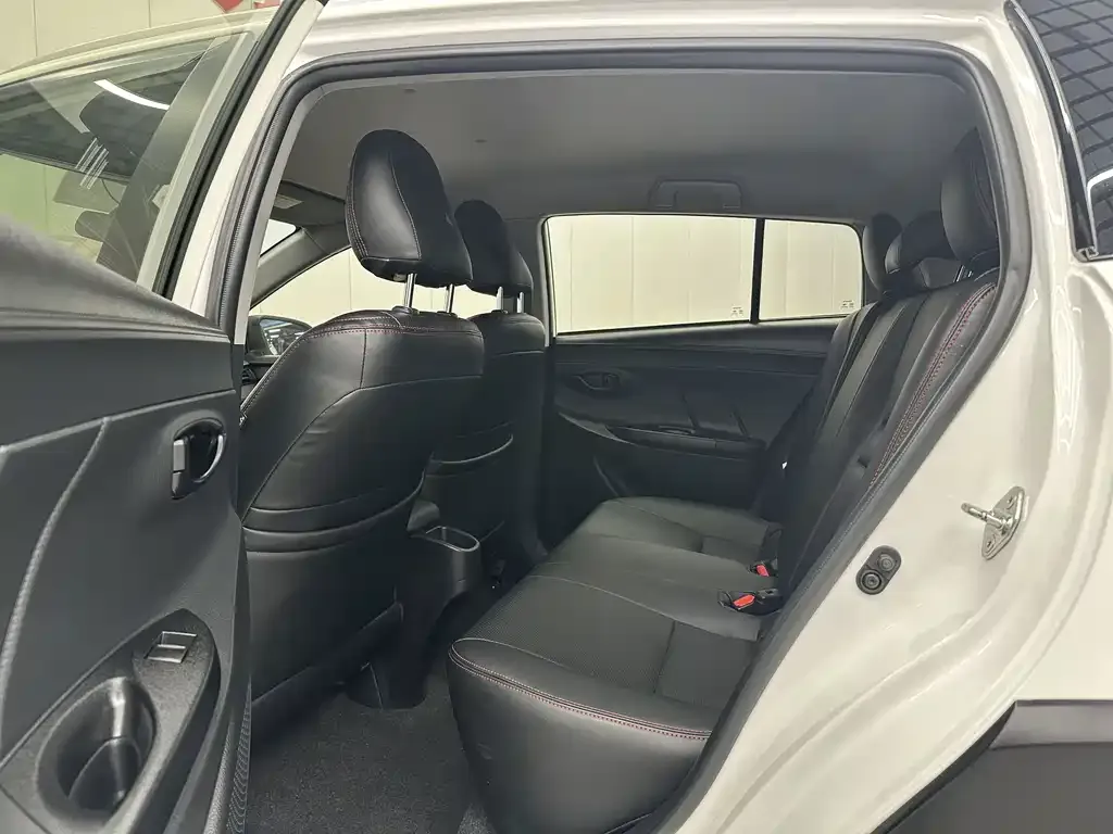 Toyota Yaris L 2021 из CN, фото 5
