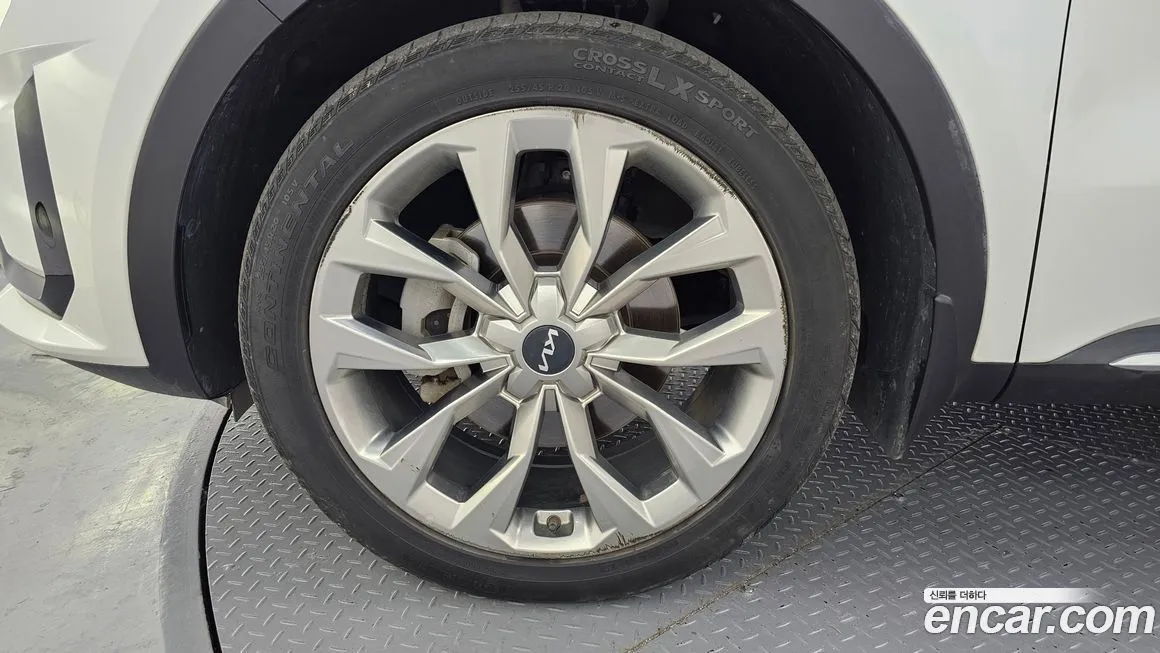 Kia Sorento — фото 5
