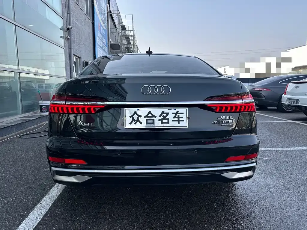Audi A6L 2023 из CN, фото 3