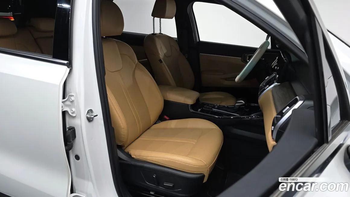 Kia Sorento — фото 10