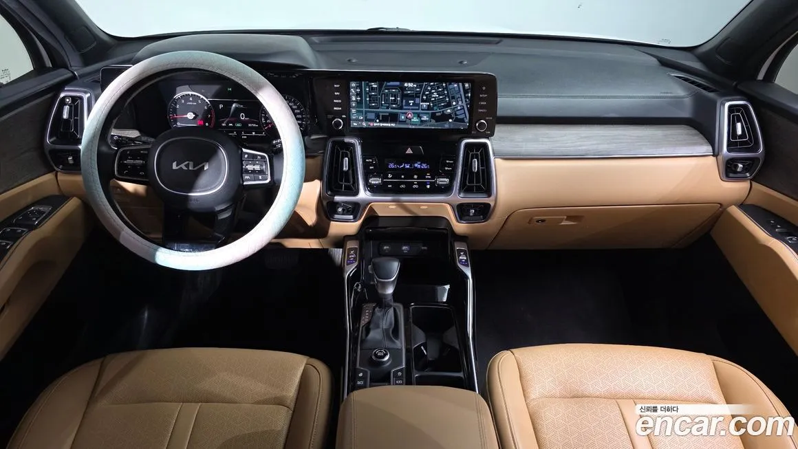 Kia Sorento — фото 7
