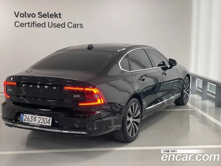 Volvo S90 2024 из KR, фото 2