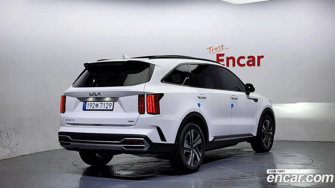 Kia Sorento 2023 из KR, фото 2