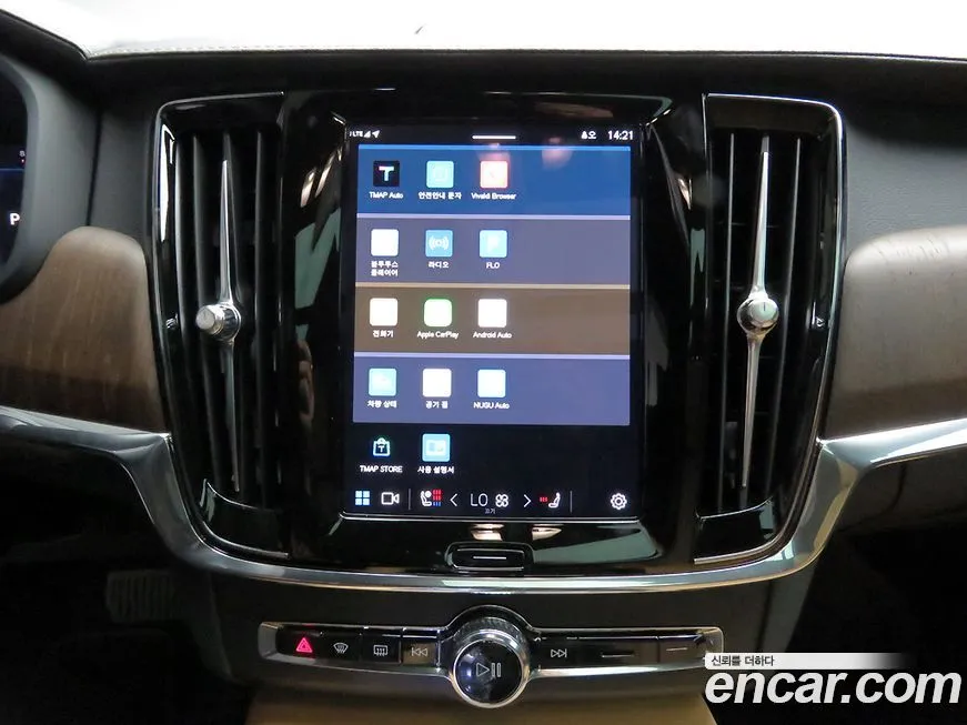 Volvo S90 2024 из KR, фото 10