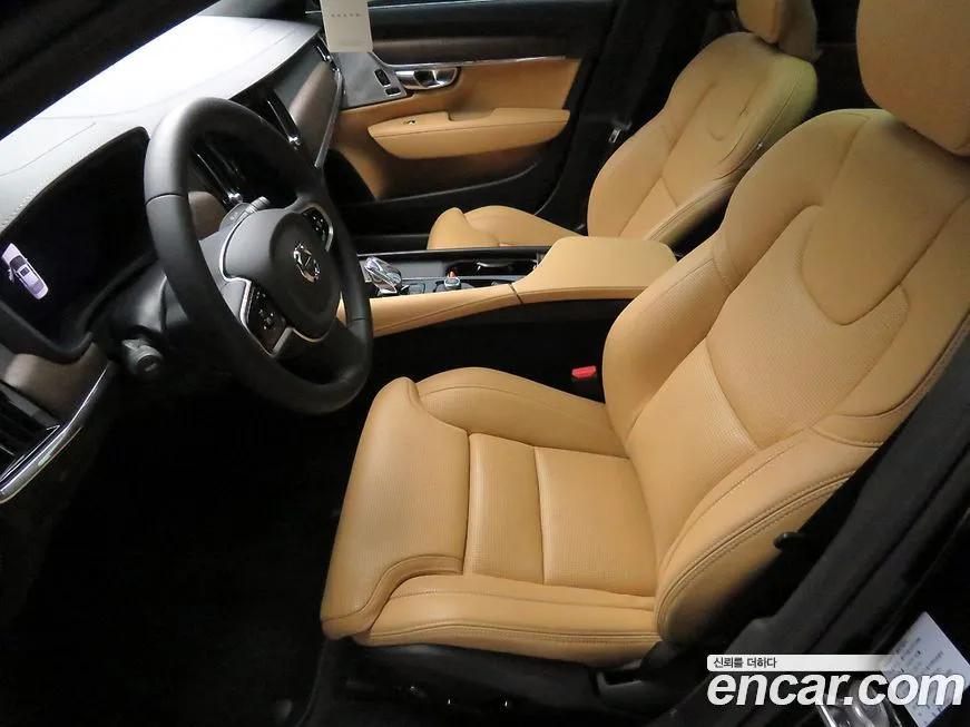 Volvo S90 2024 из KR, фото 5