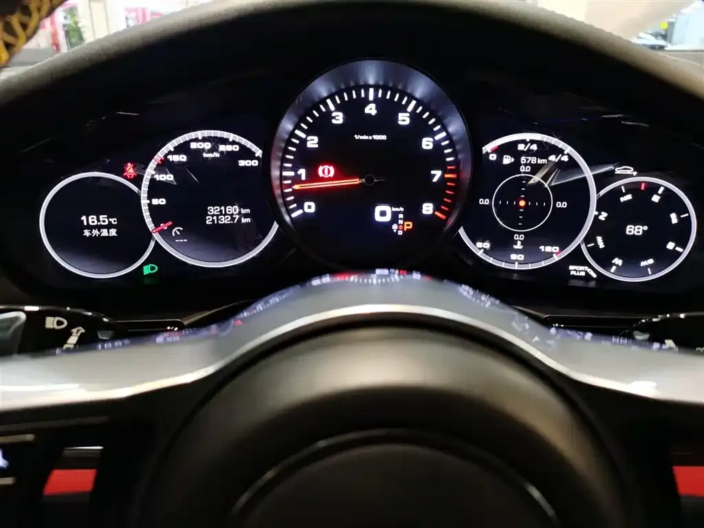 Porsche Panamera 2021 из CN, фото 10