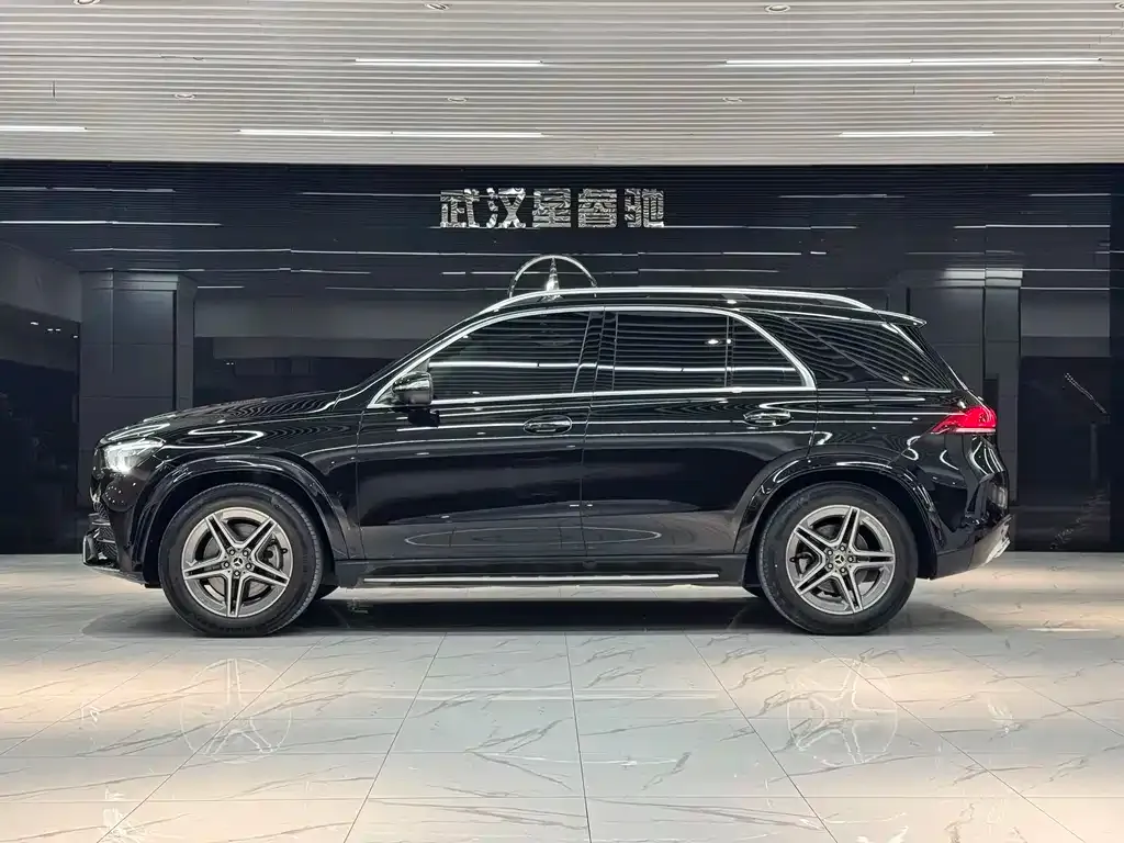 Mercedes-Benz GLE 2023 из CN, фото 3