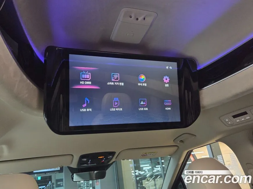 Kia Carnival — фото 10