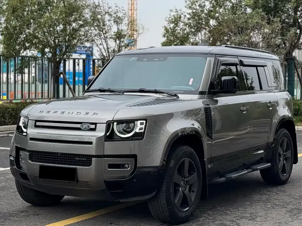 Land Rover Defender 2023 из CN, фото 2