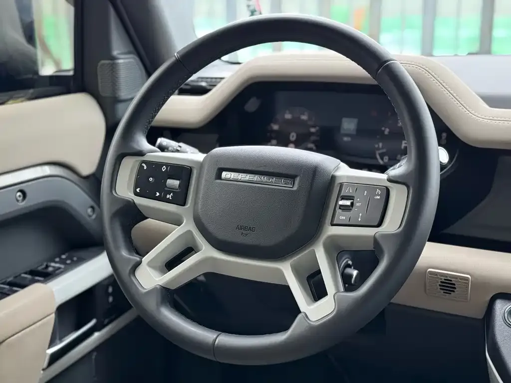 Land Rover Defender 2023 из CN, фото 8