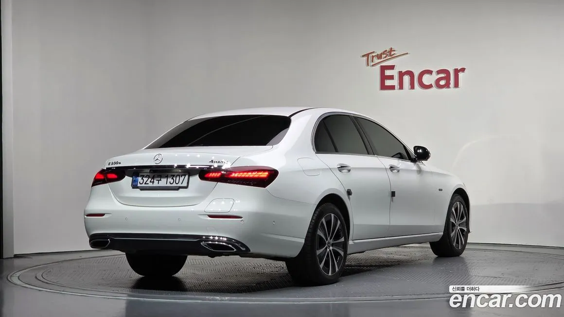 Mercedes-Benz E-Class 2021 из KR, фото 2