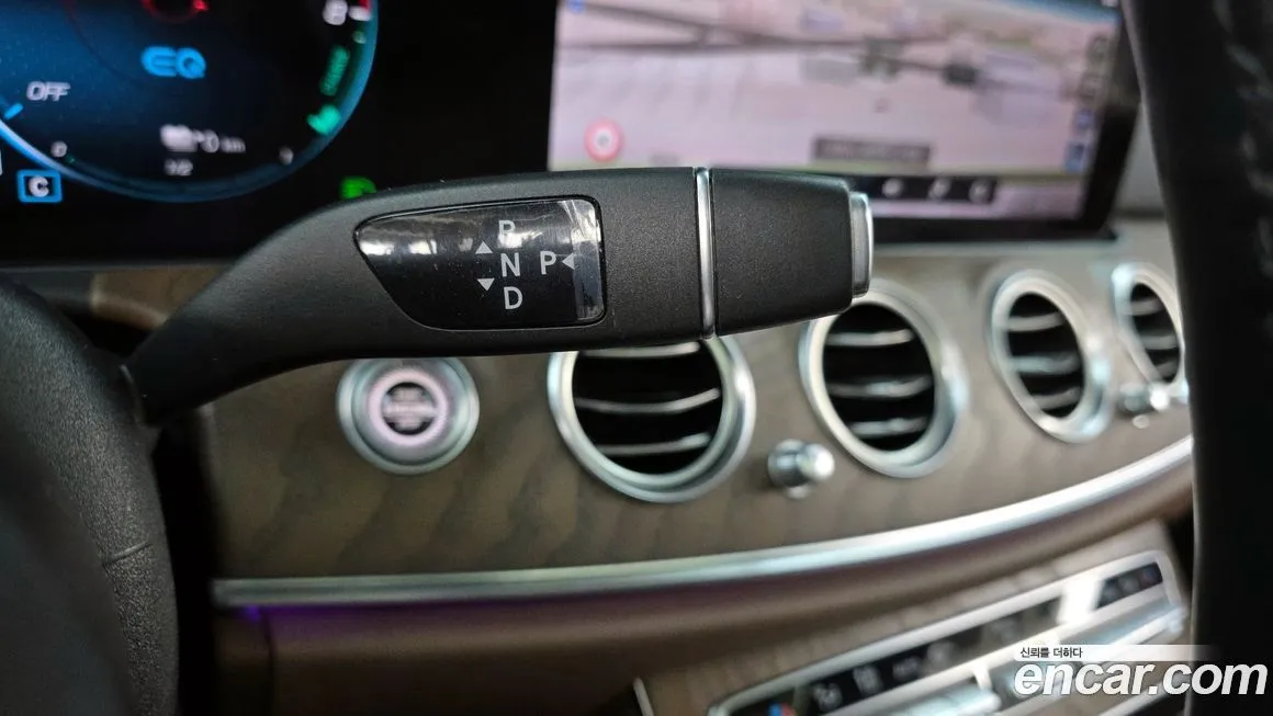 Mercedes-Benz E-Class 2021 из KR, фото 9