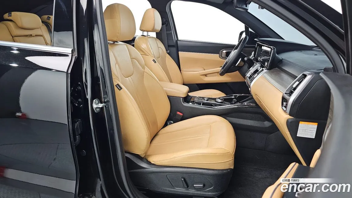 Kia Sorento — фото 10
