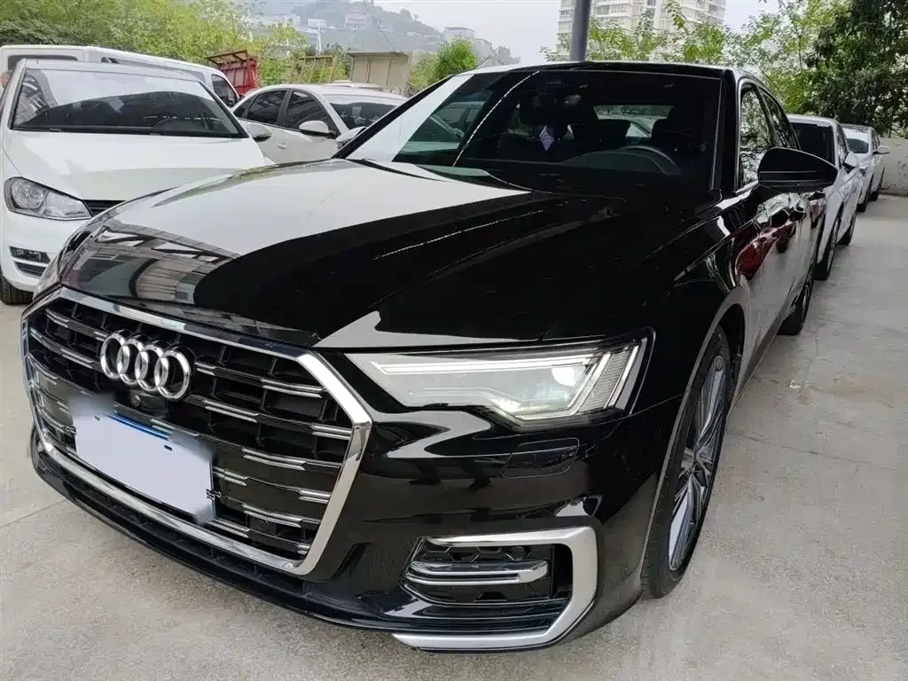 Audi A6L 2023 из CN, фото 1