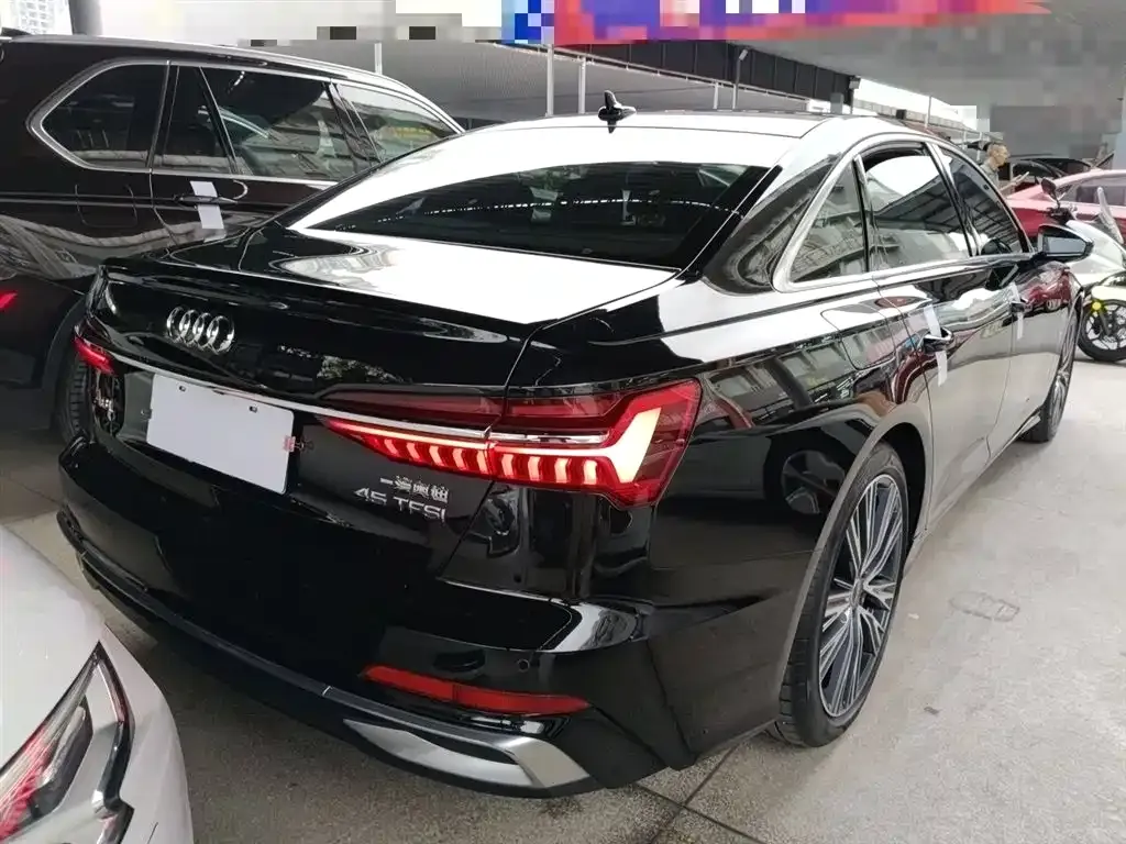 Audi A6L 2023 из CN, фото 7