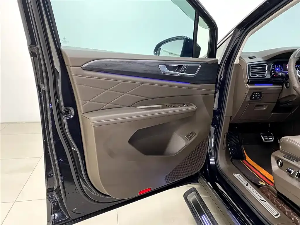 Volkswagen Viloran 2024 из CN, фото 8