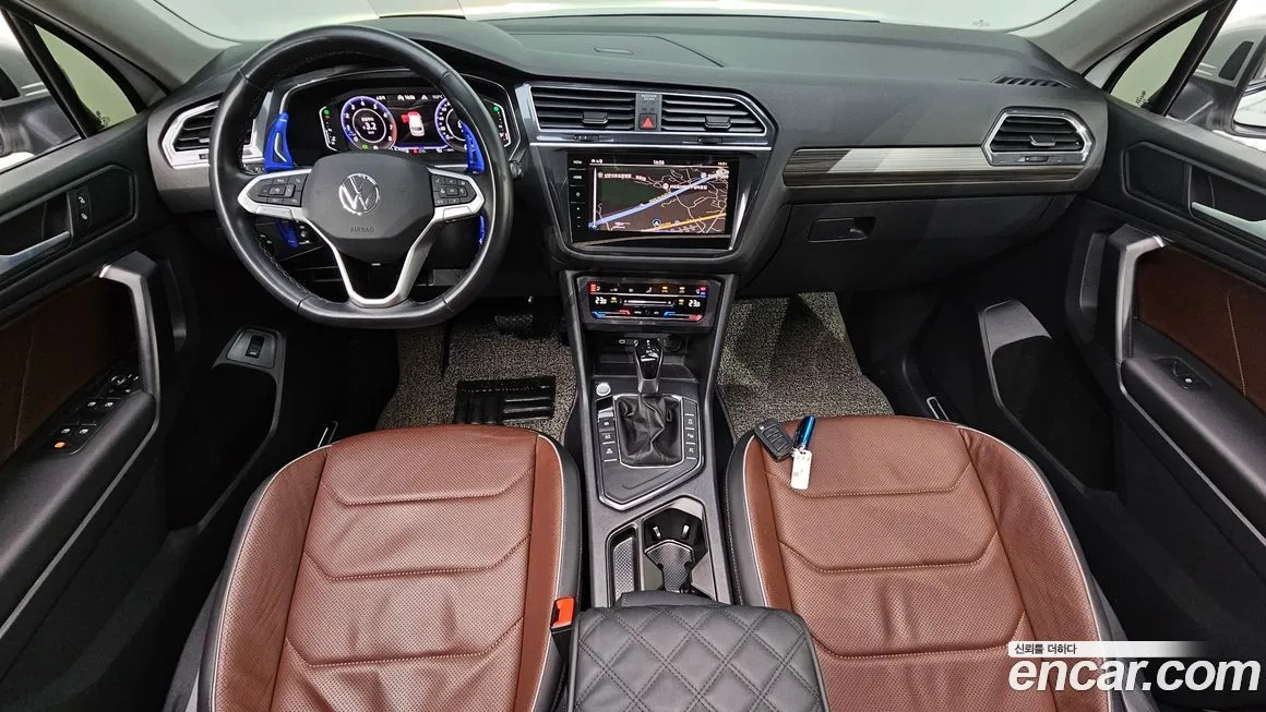 Volkswagen Tiguan — фото 7