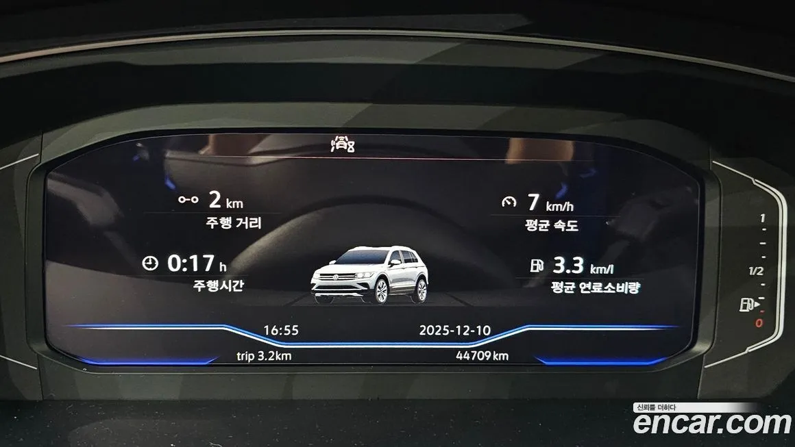 Volkswagen Tiguan — фото 8