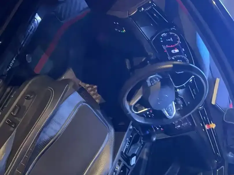 Volkswagen Magotan 2021 из CN, фото 4