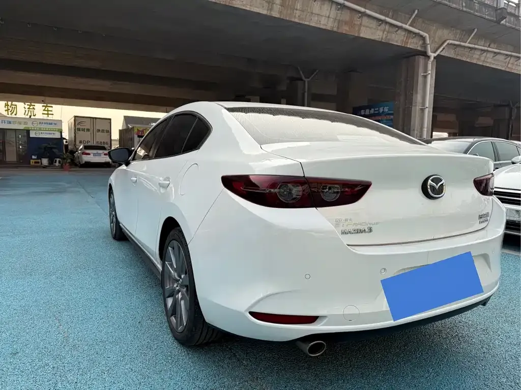 Mazda 3 Axela 2022 из CN, фото 4