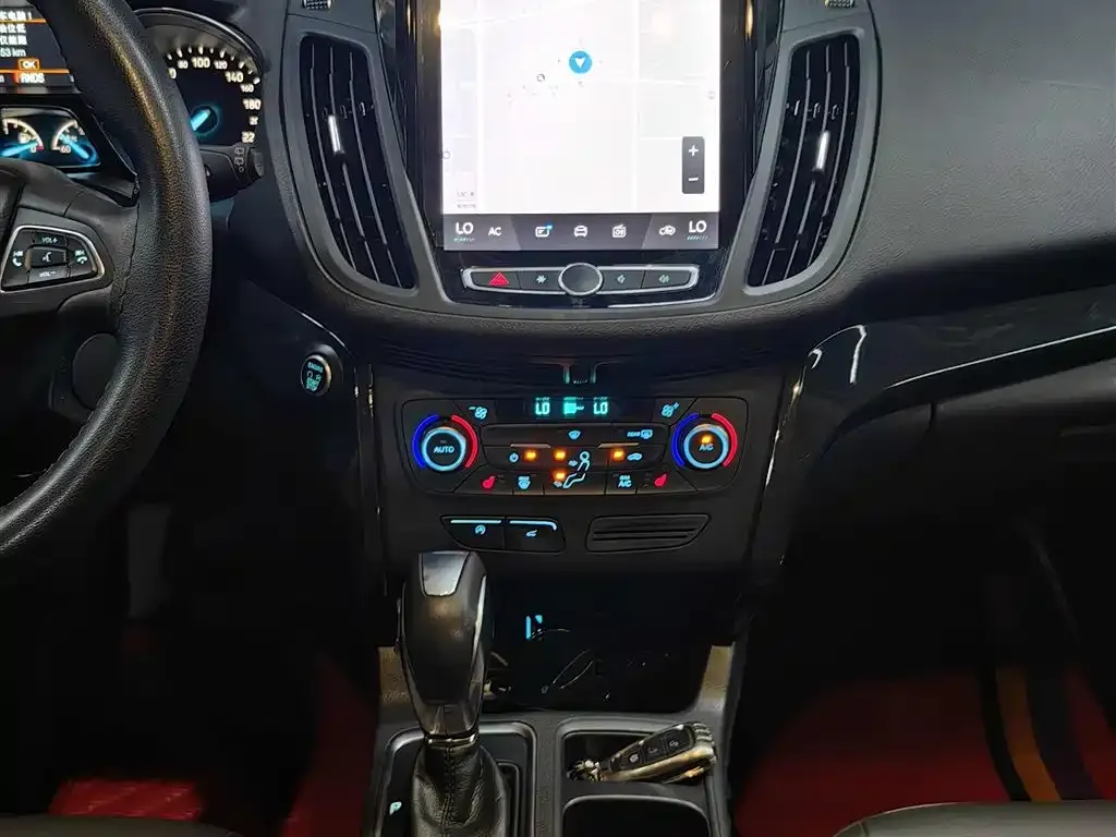 Ford Kuga 2021 из CN, фото 10