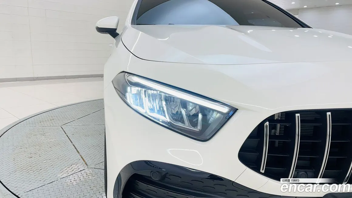 Mercedes-Benz A-Class — фото 10