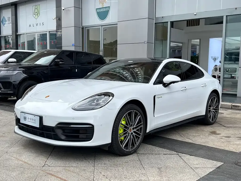 Porsche Panamera Hybrid 2022 из CN, фото 1