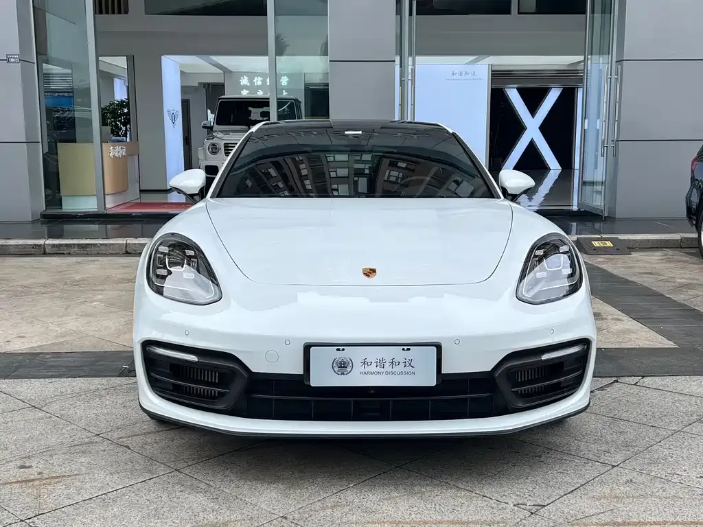 Porsche Panamera Hybrid 2022 из CN, фото 2