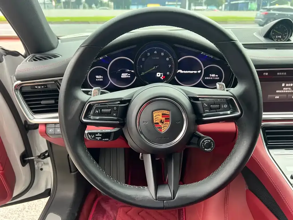 Porsche Panamera Hybrid 2022 из CN, фото 4