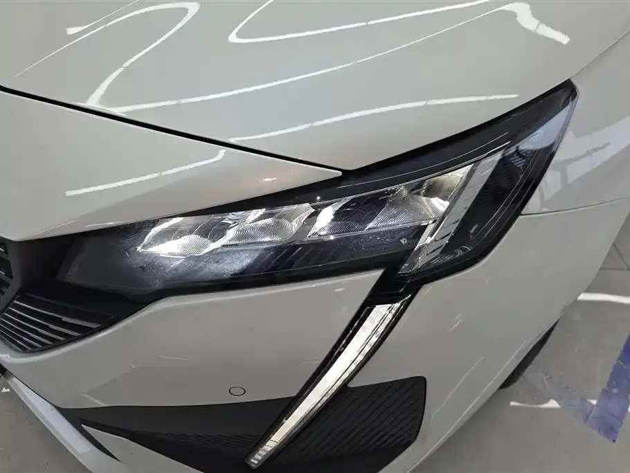 Peugeot 408 2023 из CN, фото 5