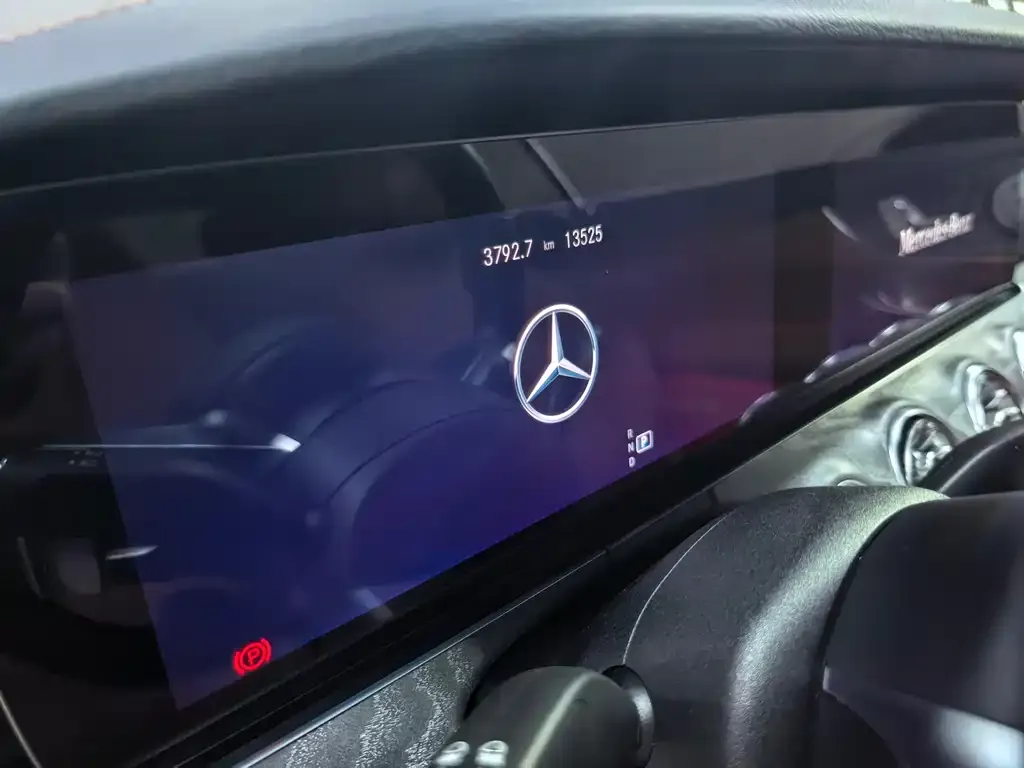 Mercedes-Benz E-Class (Import) 2022 из CN, фото 3