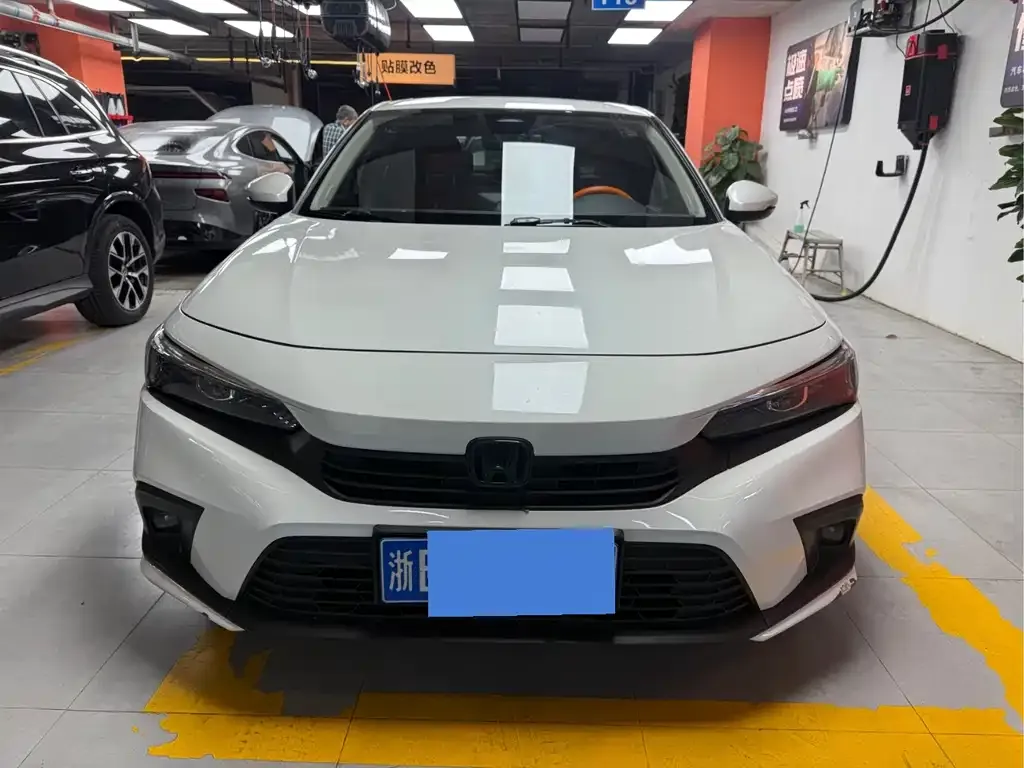 Honda Civic 2022 из CN, фото 2