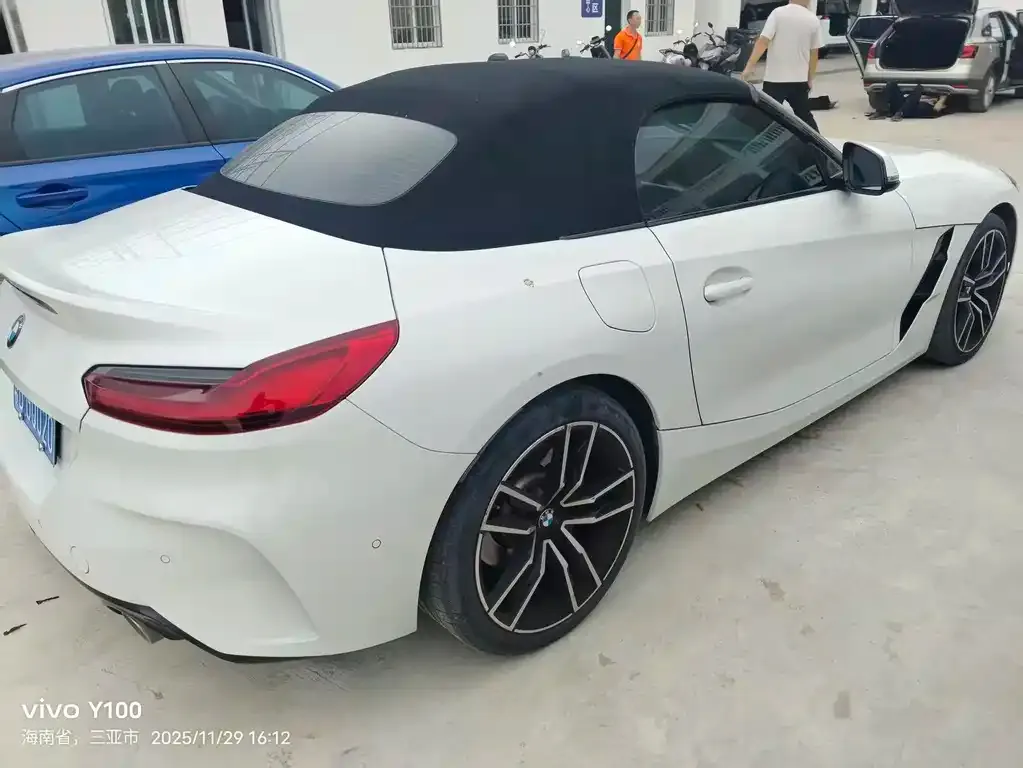 BMW Z4 2022 из CN, фото 4