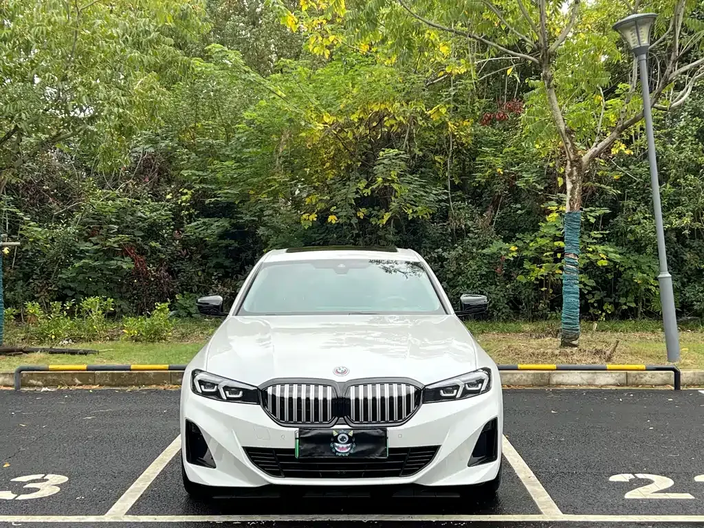 BMW i3 2024 из CN, фото 2