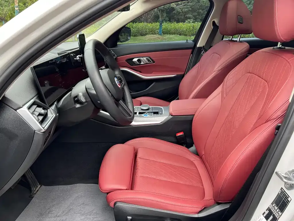 BMW i3 2024 из CN, фото 6
