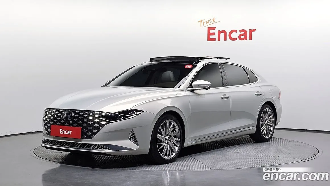 Hyundai Grandeur — фото 1
