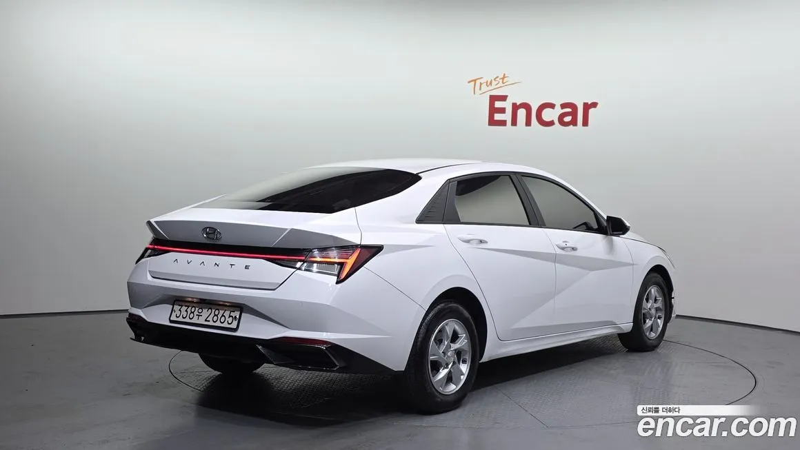 Hyundai AVANTE 2021 из KR, фото 2