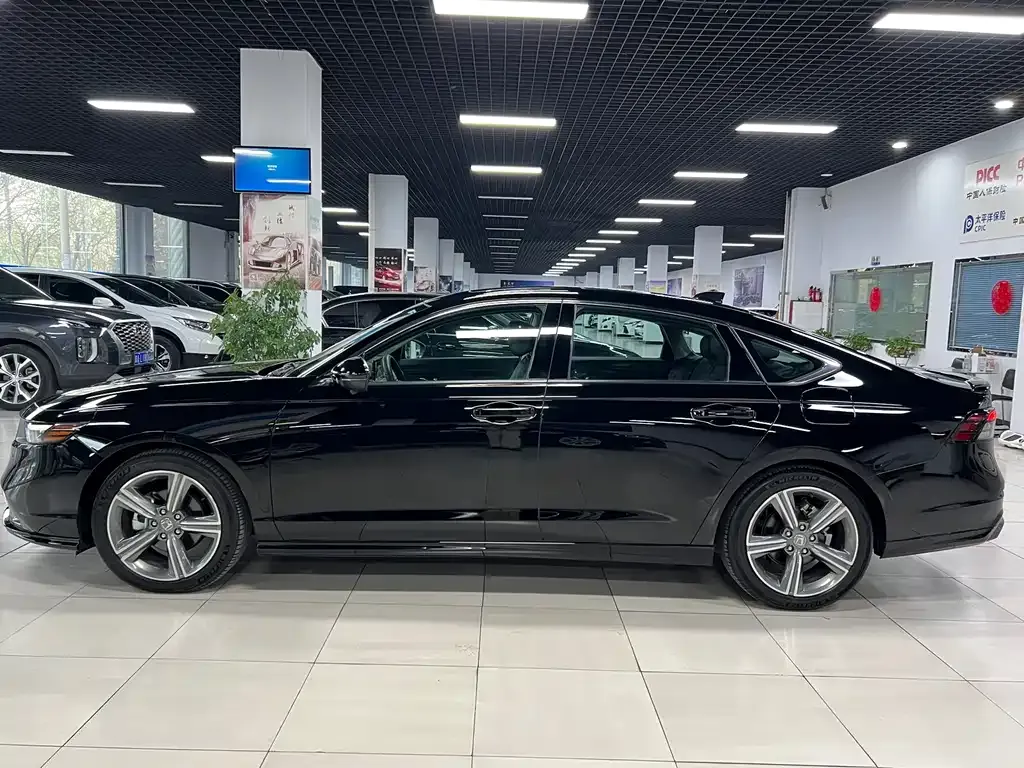 Honda Accord 2024 из CN, фото 3