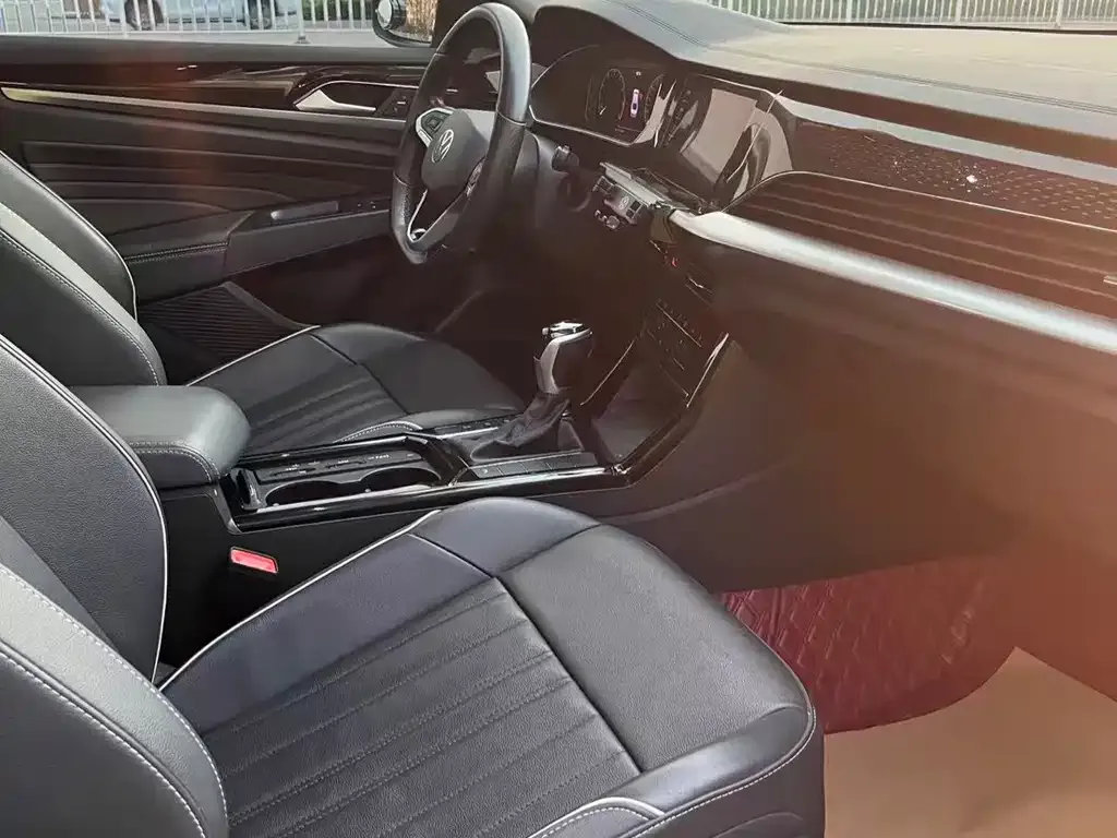 Volkswagen Passat 2022 из CN, фото 7