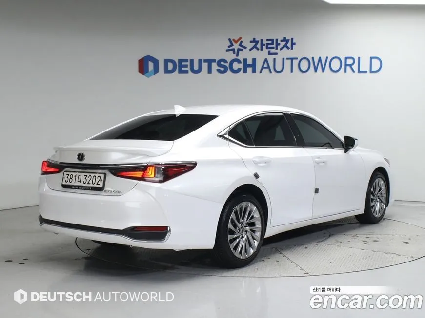 Lexus ES 2024 из KR, фото 2