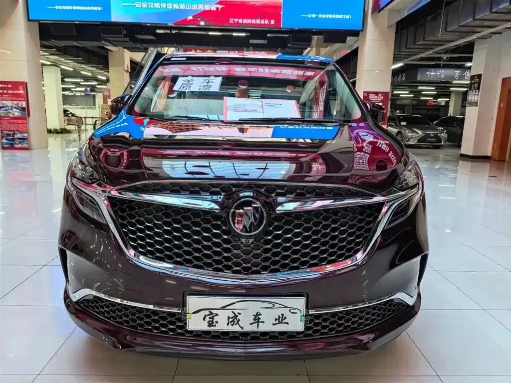 Buick GL8 2022 из CN, фото 2