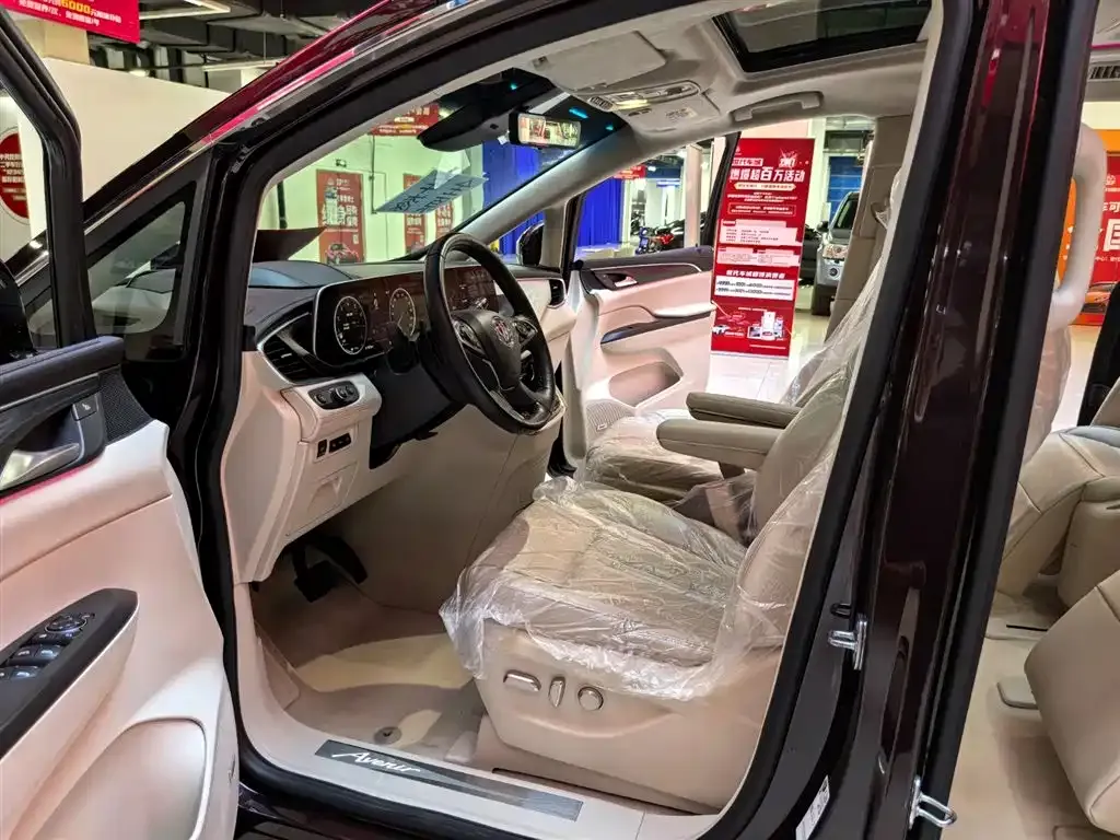 Buick GL8 2022 из CN, фото 5